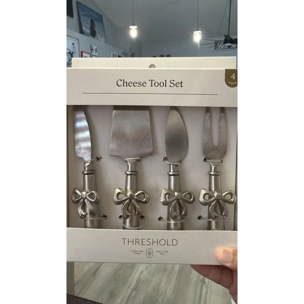 Threshold 4 Piece‎ Cheese Tool Set Silver Bow Detail Stainless Steel Charcuterie